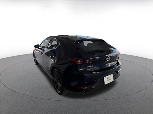 Used 2024 MAZDA MAZDA3 s FWD image 10