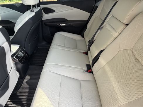 Used 2023 Lexus RX 350 w/ Cold Area Package AWD/4WD image 30