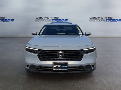 Used 2023 Honda Accord Touring image 2