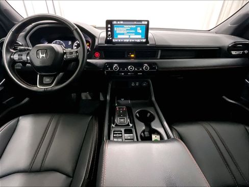 Used 2025 Honda Pilot TrailSport image 22