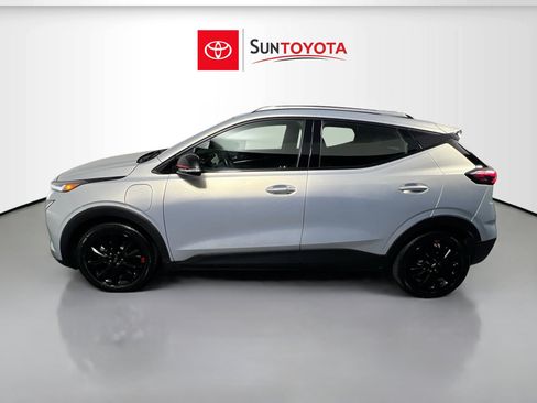 Used 2023 Chevrolet Bolt EUV LT w/ Convenience Package image 7