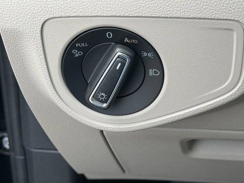 Used 2022 Volkswagen Atlas SE FWD image 27