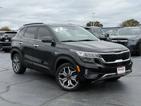 Used 2022 Kia Seltos SX image 2