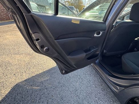 Used 2014 Honda Civic LX image 29