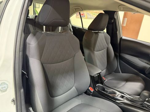 Used 2021 Toyota Corolla LE w/ Carpet Mat Package (TMS) image 39