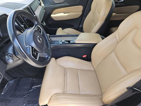 Used 2021 Volvo XC60 T5 Inscription w/ Advanced Package image 13