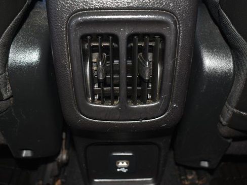 Used 2020 Jeep Compass Latitude AWD/4WD image 28