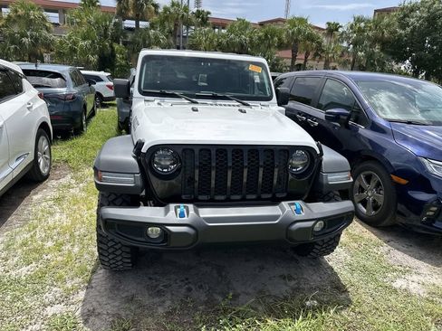 Used 2023 Jeep Wrangler Unlimited AWD/4WD image 5