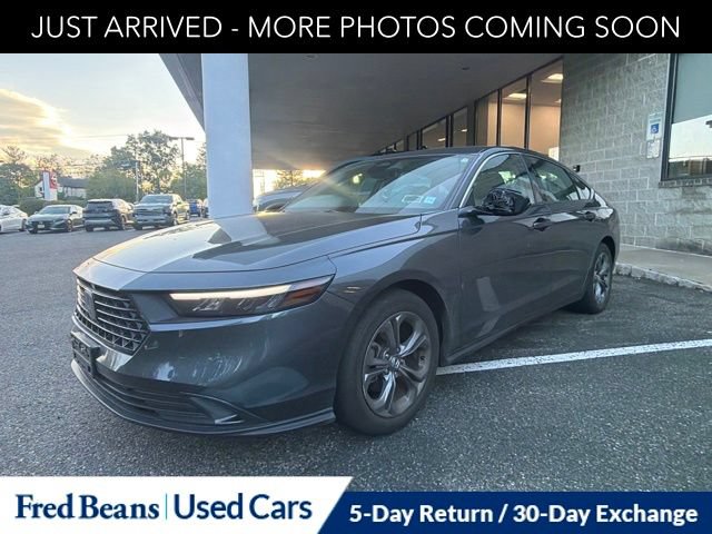 Used 2023 Honda Accord EX image 3