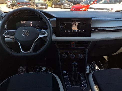 Certified 2025 Volkswagen Taos S image 21