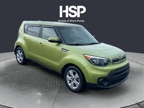 Used 2018 Kia Soul w/ Option Group 020 FWD image 7