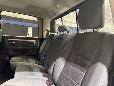 Used 2014 RAM 2500 SLT w/ Luxury Group AWD/4WD image 27