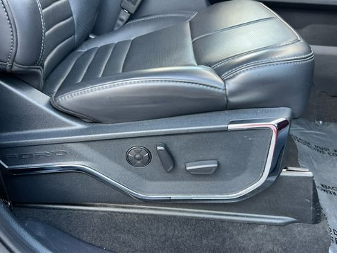 Certified 2025 Ford F350 Platinum image 18