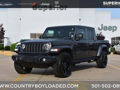 Used 2025 Jeep Gladiator Sport