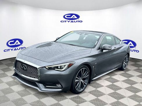 Used 2017 INFINITI Q60 3.0t w/ Premium Plus Package 3.0T RWD image 9