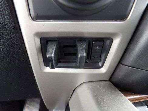 Used 2017 Ford F150 Lariat AWD/4WD image 23