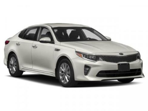Used 2018 Kia Optima S w/ Panoramic Sunroof Package image 9