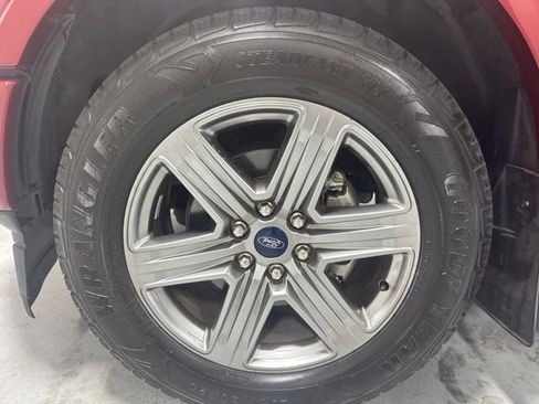 Used 2019 Ford F150 Lariat RWD image 11