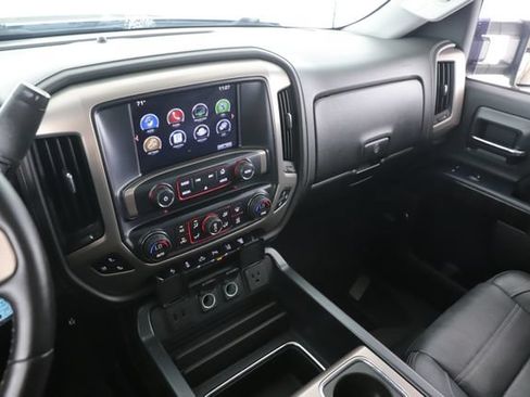 Used 2016 GMC Sierra 2500 Denali w/ Duramax Plus Package AWD/4WD image 26