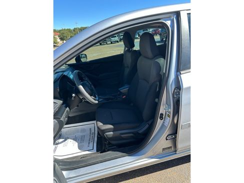 Used 2022 Subaru Impreza 2.0i w/ Popular Package #1 image 8