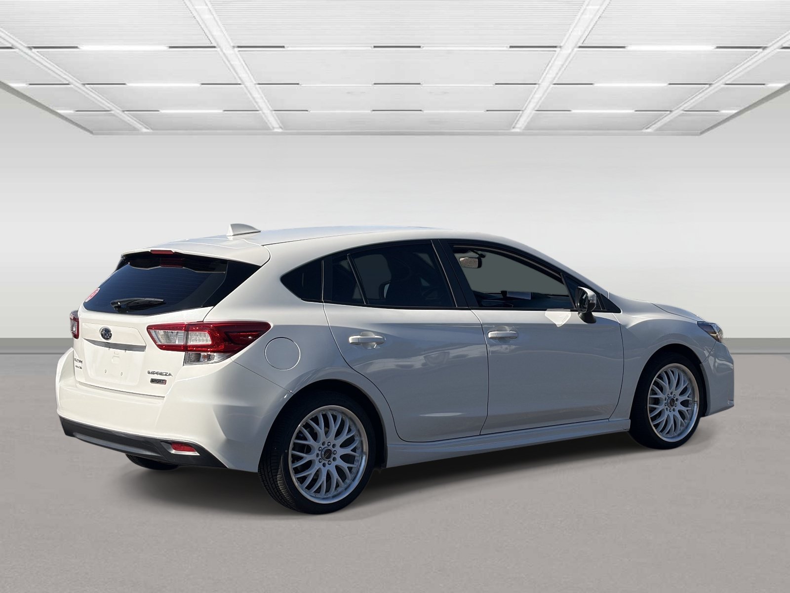 Used 2018 Subaru Impreza 2.0i Sport AWD/4WD image 5