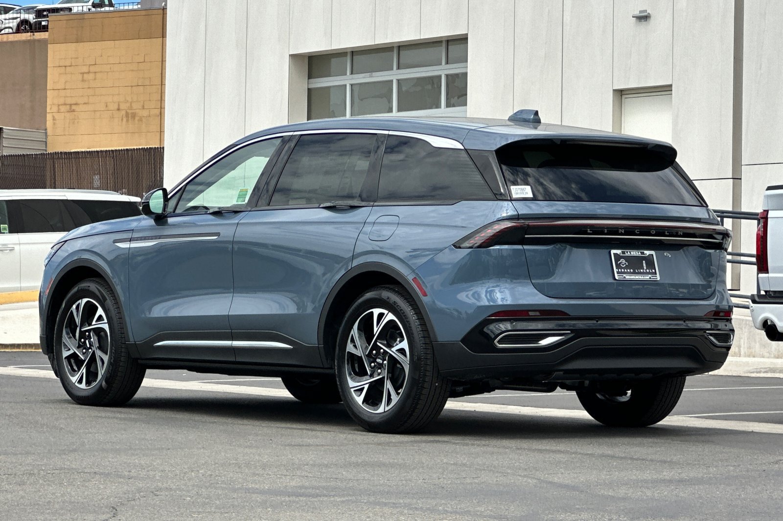 New 2026 Lincoln Nautilus Premier w/ Equipment Group 102A AWD/4WD image 5