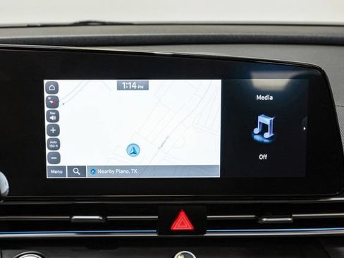 Used 2023 Hyundai Elantra Limited FWD image 27