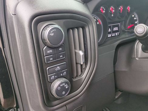 Used 2024 Chevrolet Silverado 1500 Custom Trail Boss image 35