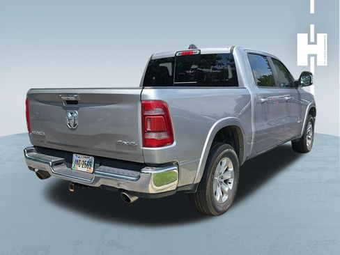 Used 2022 RAM 1500 Laramie AWD/4WD image 3