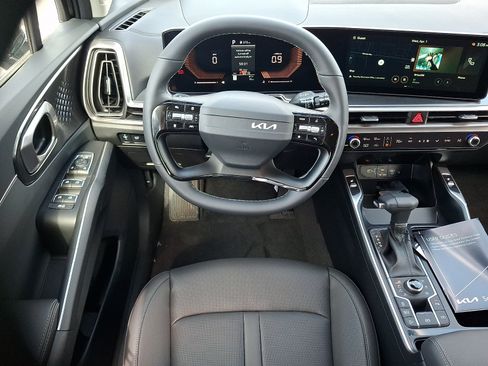 New 2026 Kia Sorento EX AWD/4WD image 7