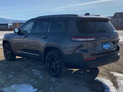 Certified 2023 Jeep Grand Cherokee L Laredo image 8