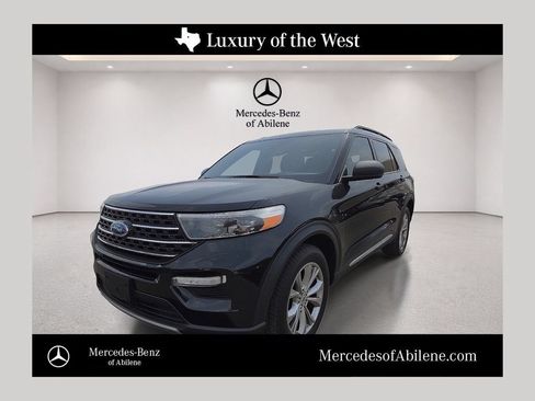 Used 2020 Ford Explorer XLT w/ Equipment Group 202A AWD/4WD image 1