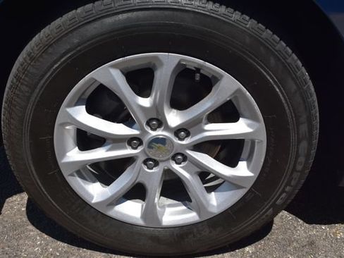 Used 2020 Chevrolet Equinox LT AWD/4WD image 48
