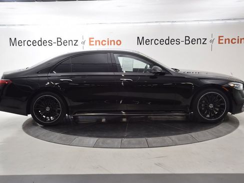 Used 2025 Mercedes-Benz S 580e 4MATIC Sedan image 6