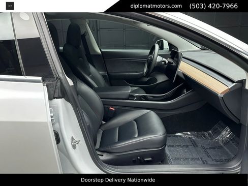 Used 2020 Tesla Model 3 Long Range image 20