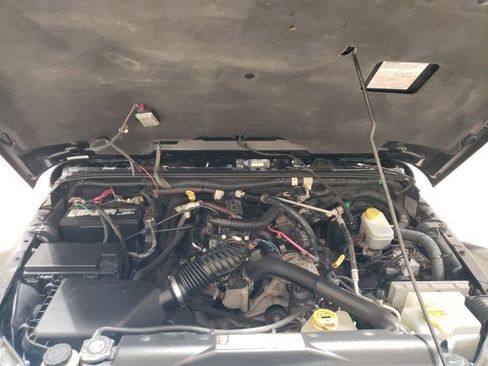 Used 2007 Jeep Wrangler Unlimited Sahara w/ Trailer Tow Group image 20