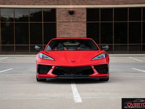 Used 2023 Chevrolet Corvette Stingray Preferred Cpe w/ Z51 Performance Package RWD image 8