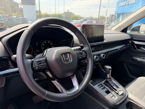 Used 2023 Honda CR-V EX-L image 9