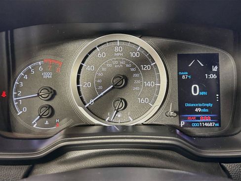 Used 2020 Toyota Corolla LE FWD image 18