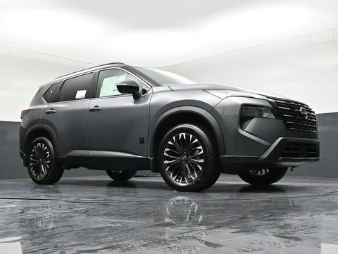 New 2026 Nissan Rogue SV image 31