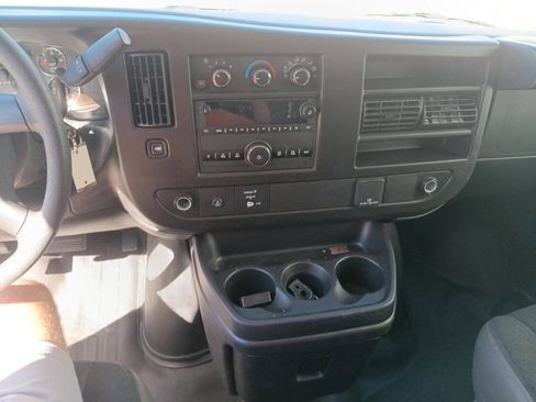 Used 2023 GMC Savana 2500 w/ Driver Convenience Package image 11