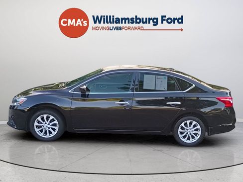 Used 2018 Nissan Sentra SV FWD image 2
