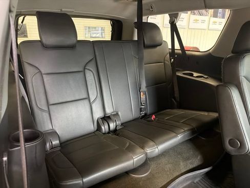 Used 2018 Chevrolet Suburban LT AWD/4WD image 30