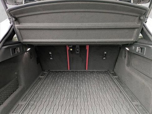 Used 2023 Jaguar F-PACE R-Dynamic S image 6