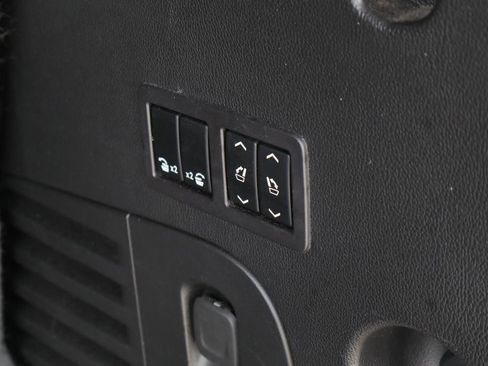 Certified 2018 GMC Yukon SLT w/ Open Road Package AWD/4WD image 30