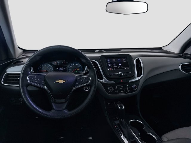 Used 2021 Chevrolet Equinox LS w/ LPO, Blackout Package AWD/4WD image 16