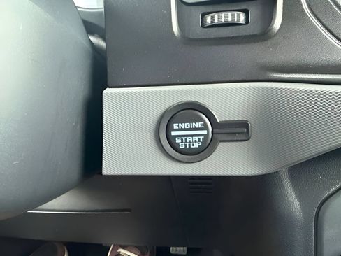 Used 2022 Ford Bronco 4-Door AWD/4WD image 13