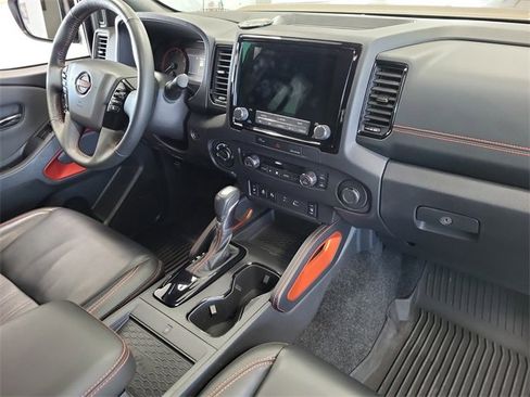 Used 2023 Nissan Frontier PRO-4X w/ Pro-4X Premium Package image 23