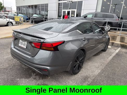 Used 2022 Nissan Altima 2.5 SR w/ Midnight Edition Package image 4
