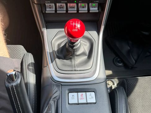 Used 2023 Toyota GR86 Premium w/ ALL Weather Mat Package (TMS) RWD image 20